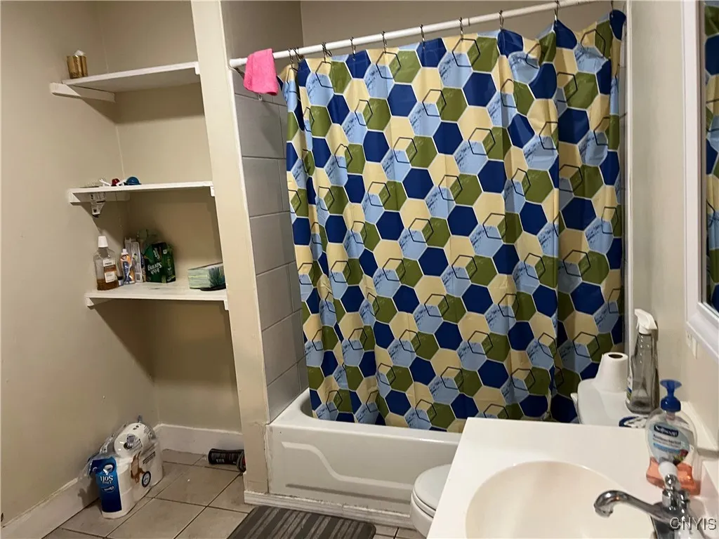 111 Hawthorne Street, Syracuse, New York 13210, Syracuse, New York 13210, 5 Bedrooms Bedrooms, ,2 BathroomsBathrooms,Residential,For Sale,111 Hawthorne Street, Syracuse, New York 13210,0,S1634235