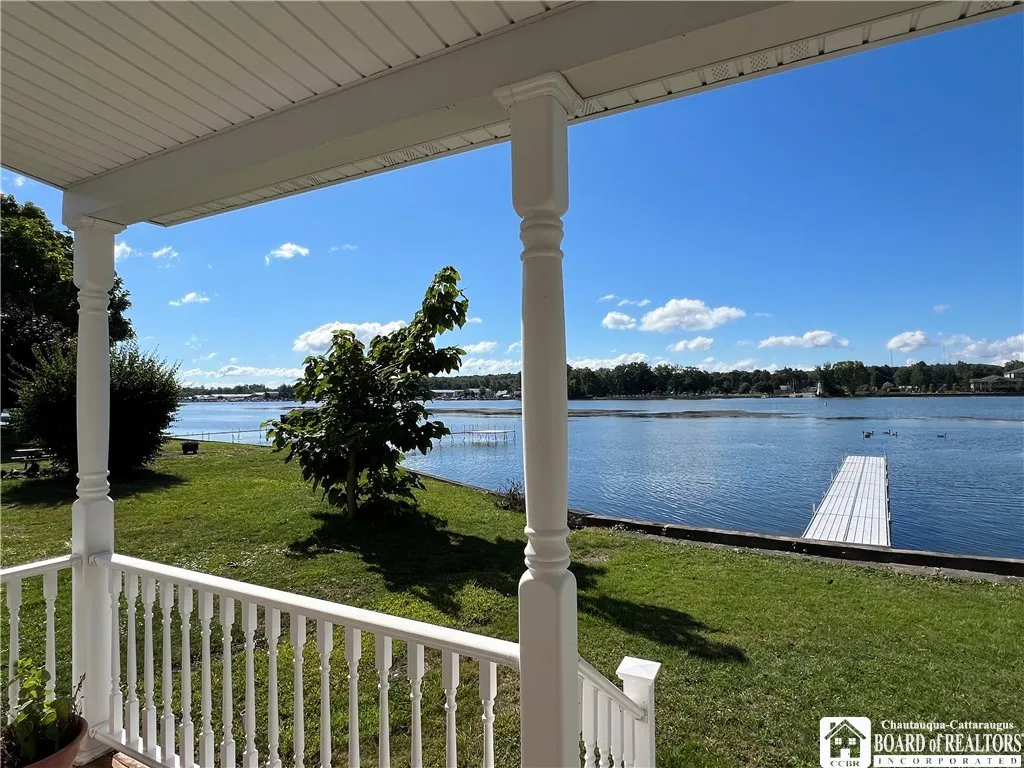 2737 Bentley Avenue, Ellicott, New York 14701, Ellicott, New York 14701, 3 Bedrooms Bedrooms, 6 Rooms Rooms,2 BathroomsBathrooms,Residential,For Sale,2737 Bentley Avenue, Ellicott, New York 14701,0,R1634529
