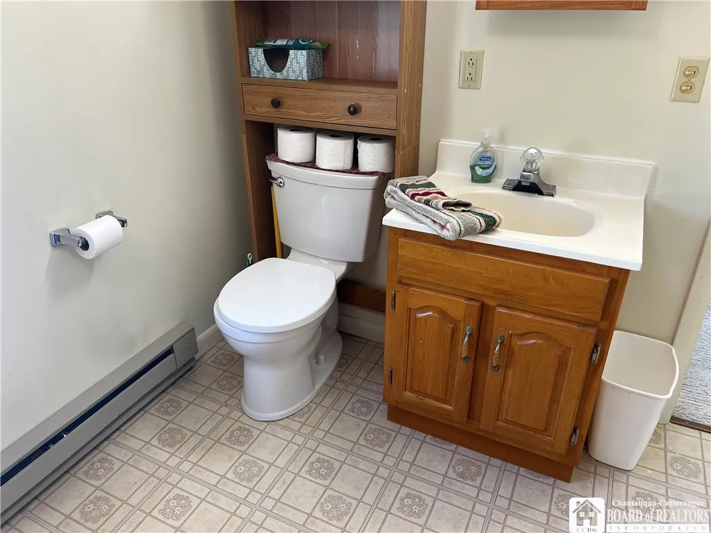 2737 Bentley Avenue, Ellicott, New York 14701, Ellicott, New York 14701, 3 Bedrooms Bedrooms, 6 Rooms Rooms,2 BathroomsBathrooms,Residential,For Sale,2737 Bentley Avenue, Ellicott, New York 14701,0,R1634529