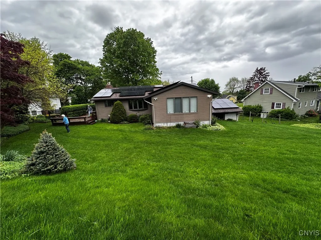 5 Elm Hill Way, Camillus, New York 13031, Camillus, New York 13031, 3 Bedrooms Bedrooms, 9 Rooms Rooms,2 BathroomsBathrooms,Residential,For Sale,5 Elm Hill Way, Camillus, New York 13031,0,S1634507