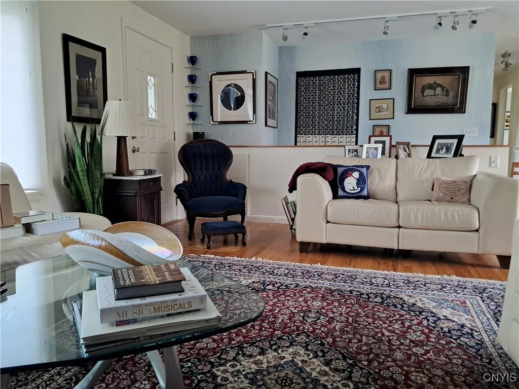 5 Elm Hill Way, Camillus, New York 13031, Camillus, New York 13031, 3 Bedrooms Bedrooms, 9 Rooms Rooms,2 BathroomsBathrooms,Residential,For Sale,5 Elm Hill Way, Camillus, New York 13031,0,S1634507