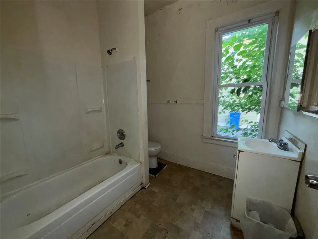 Lower - Bathroom