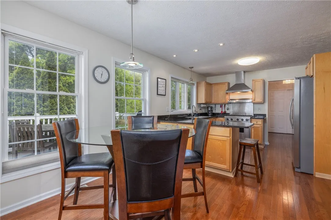 1108 Brick Landing Place, Webster, New York 14580, Webster, New York 14580, 3 Bedrooms Bedrooms, 7 Rooms Rooms,2 BathroomsBathrooms,Residential,For Sale,1108 Brick Landing Place, Webster, New York 14580,0,R1634466