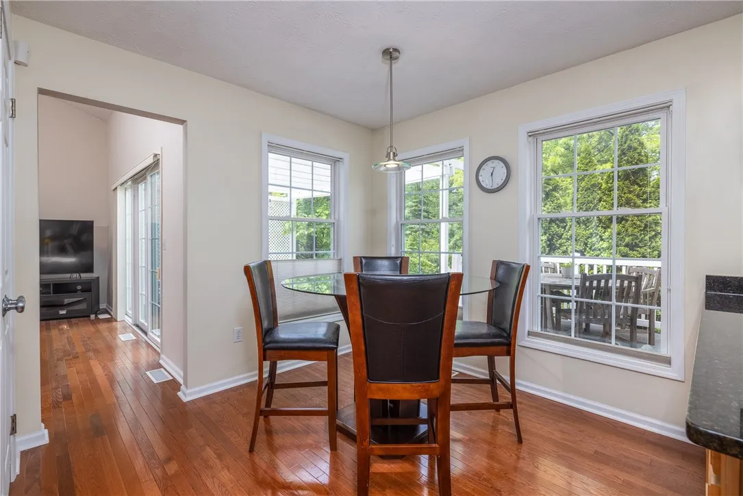 1108 Brick Landing Place, Webster, New York 14580, Webster, New York 14580, 3 Bedrooms Bedrooms, 7 Rooms Rooms,2 BathroomsBathrooms,Residential,For Sale,1108 Brick Landing Place, Webster, New York 14580,0,R1634466
