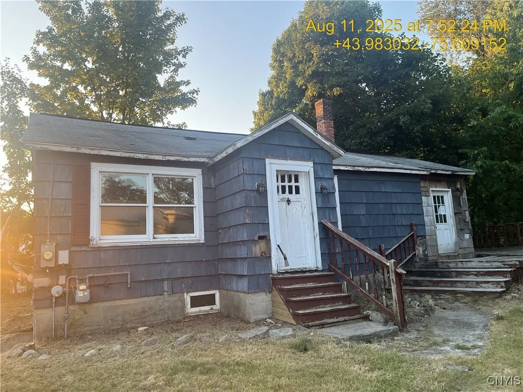 316 North Clinton Street, Wilna, New York 13619, Wilna, New York 13619, 4 Bedrooms Bedrooms, 9 Rooms Rooms,2 BathroomsBathrooms,Residential,For Sale,316 North Clinton Street, Wilna, New York 13619,0,S1634517