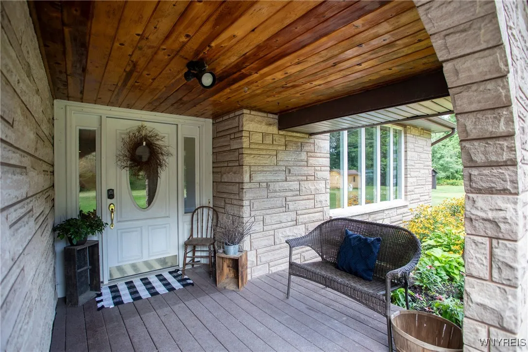 9447 Route 219, Ashford, New York 14171, Ashford, New York 14171, 3 Bedrooms Bedrooms, 9 Rooms Rooms,2 BathroomsBathrooms,Residential,For Sale,9447 Route 219, Ashford, New York 14171,0,B1634551