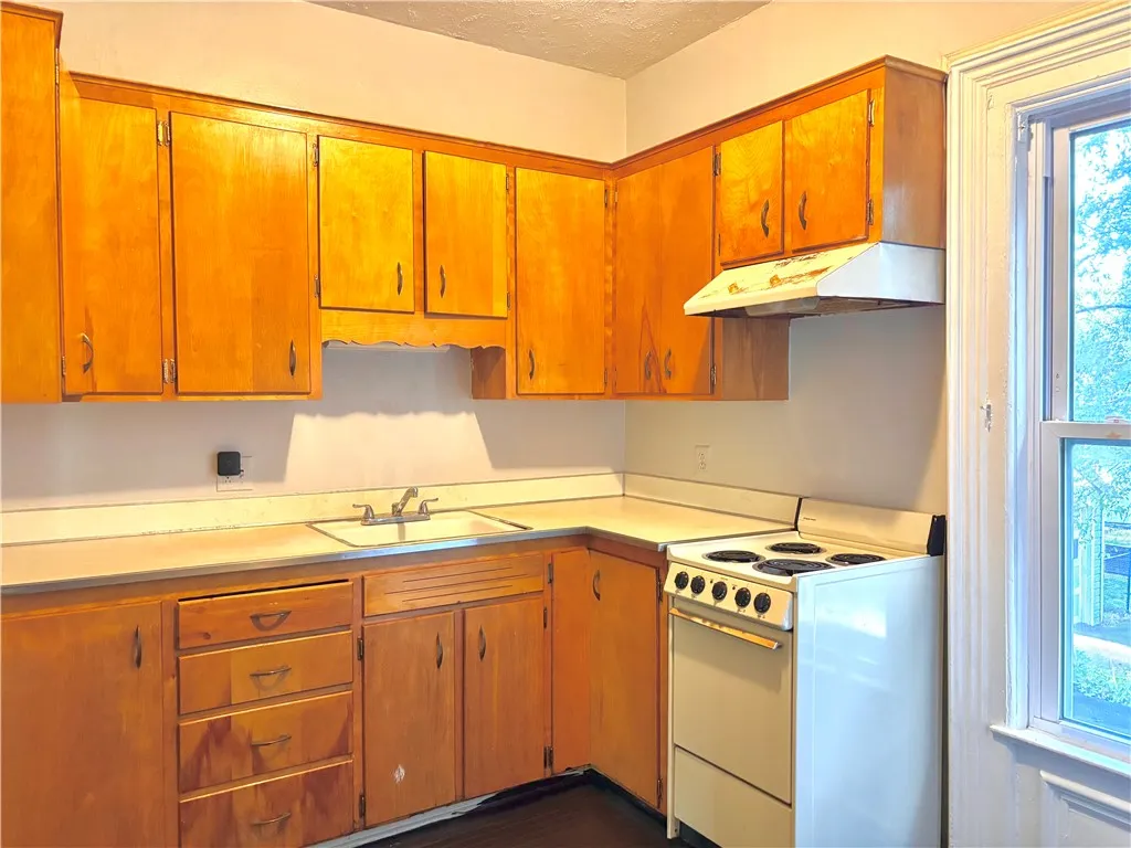 45 Chappell Street, Sweden, New York 14420, Sweden, New York 14420, 4 Bedrooms Bedrooms, ,4 BathroomsBathrooms,Residential,For Sale,45 Chappell Street, Sweden, New York 14420,0,R1634574