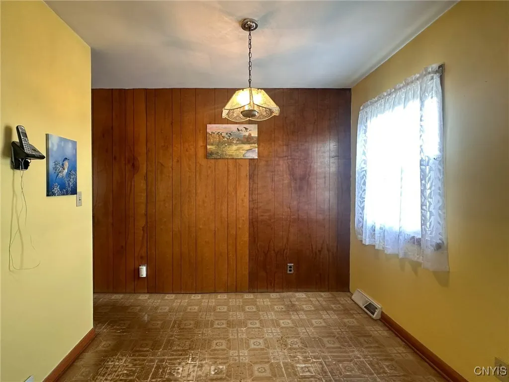 6858 Sholtz Road, Verona, New York 13478, Verona, New York 13478, 3 Bedrooms Bedrooms, 6 Rooms Rooms,1 BathroomBathrooms,Residential,For Sale,6858 Sholtz Road, Verona, New York 13478,0,S1634456