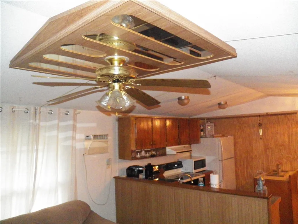 10 Vicks Place, Canadice, New York 14471, Canadice, New York 14471, 2 Bedrooms Bedrooms, 5 Rooms Rooms,1 BathroomBathrooms,Residential,Closed,10 Vicks Place, Canadice, New York 14471,0,R1634589