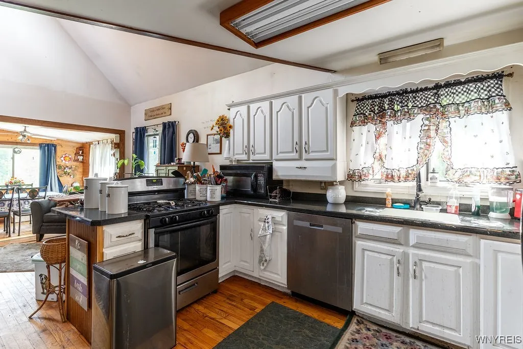 6385 Willow Drive, Boston, New York 14075, Boston, New York 14075, 4 Bedrooms Bedrooms, 9 Rooms Rooms,2 BathroomsBathrooms,Residential,For Sale,6385 Willow Drive, Boston, New York 14075,0,B1634601