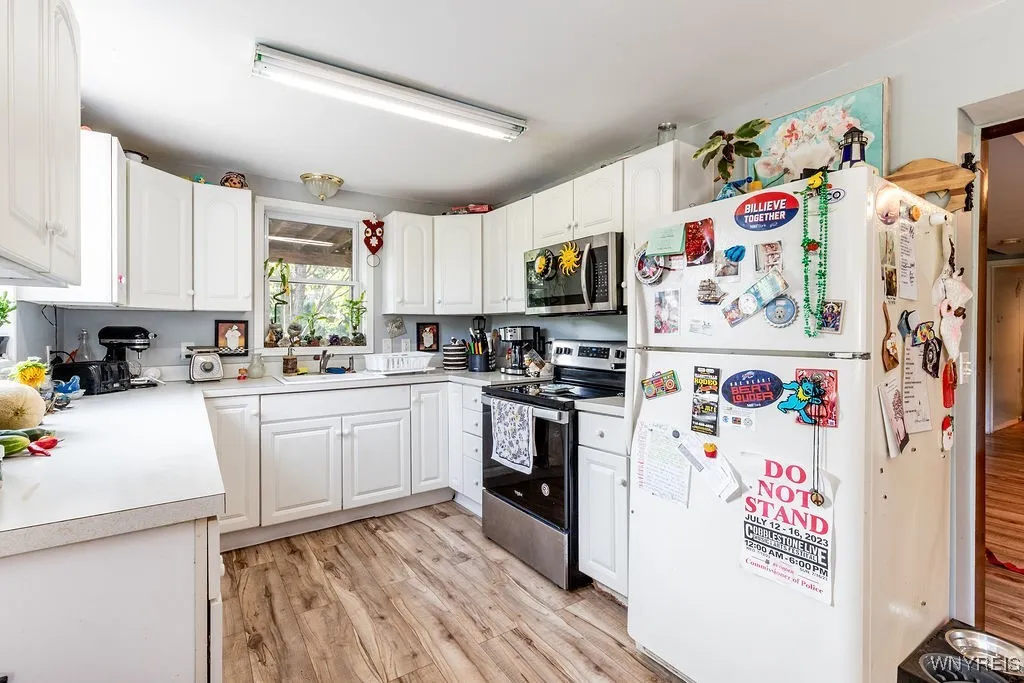 6385 Willow Drive, Boston, New York 14075, Boston, New York 14075, 4 Bedrooms Bedrooms, 9 Rooms Rooms,2 BathroomsBathrooms,Residential,For Sale,6385 Willow Drive, Boston, New York 14075,0,B1634601
