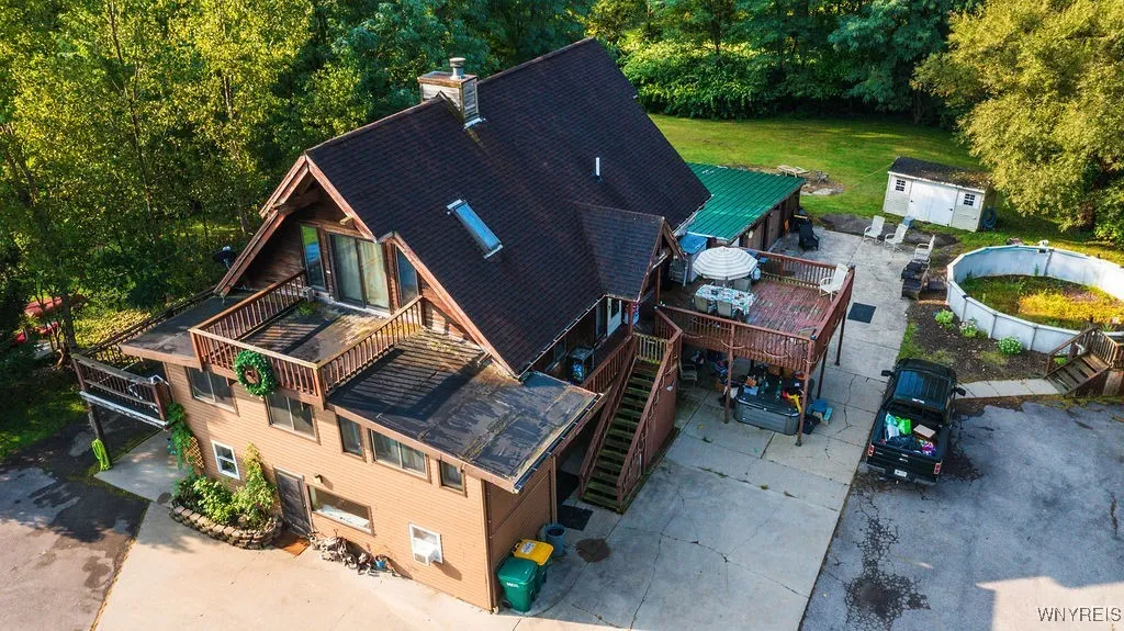 6385 Willow Drive, Boston, New York 14075, Boston, New York 14075, 4 Bedrooms Bedrooms, 9 Rooms Rooms,2 BathroomsBathrooms,Residential,For Sale,6385 Willow Drive, Boston, New York 14075,0,B1634601