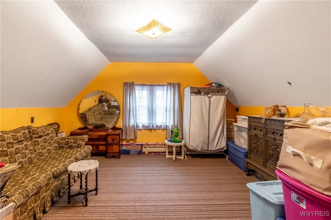 191 Long Avenue, Hamburg, New York 14075, Hamburg, New York 14075, 4 Bedrooms Bedrooms, 8 Rooms Rooms,1 BathroomBathrooms,Residential,For Sale,191 Long Avenue, Hamburg, New York 14075,0,B1634555
