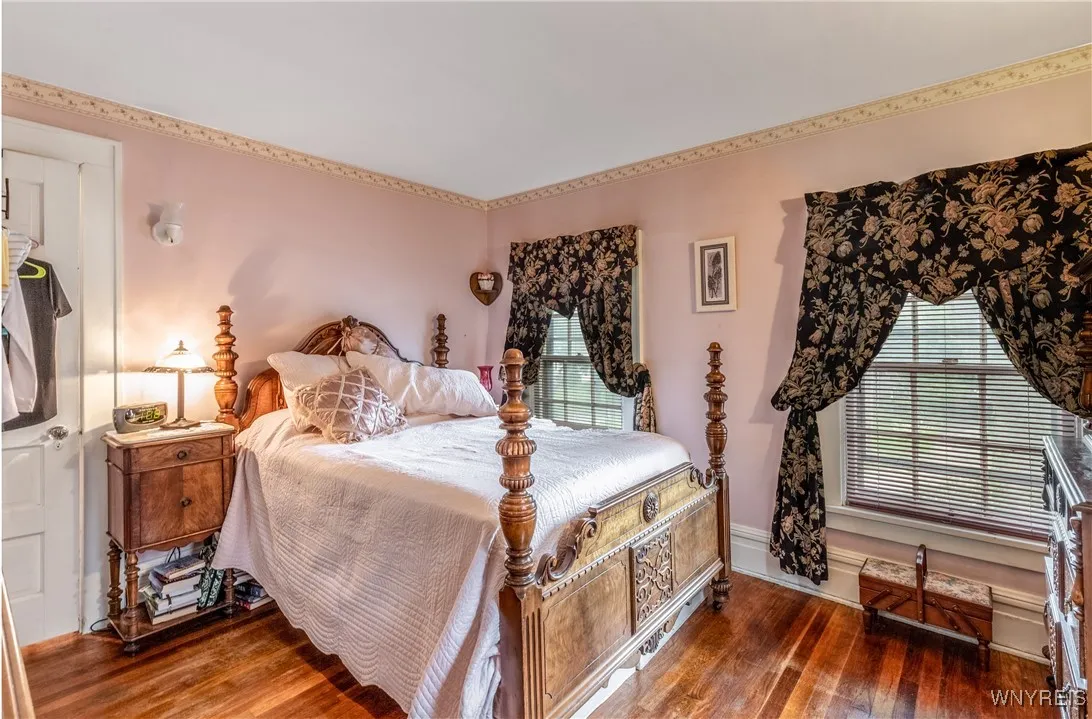 191 Long Avenue, Hamburg, New York 14075, Hamburg, New York 14075, 4 Bedrooms Bedrooms, 8 Rooms Rooms,1 BathroomBathrooms,Residential,For Sale,191 Long Avenue, Hamburg, New York 14075,0,B1634555