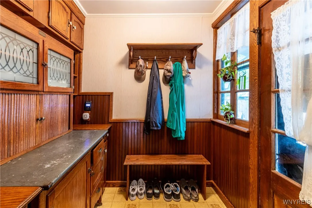 191 Long Avenue, Hamburg, New York 14075, Hamburg, New York 14075, 4 Bedrooms Bedrooms, 8 Rooms Rooms,1 BathroomBathrooms,Residential,For Sale,191 Long Avenue, Hamburg, New York 14075,0,B1634555