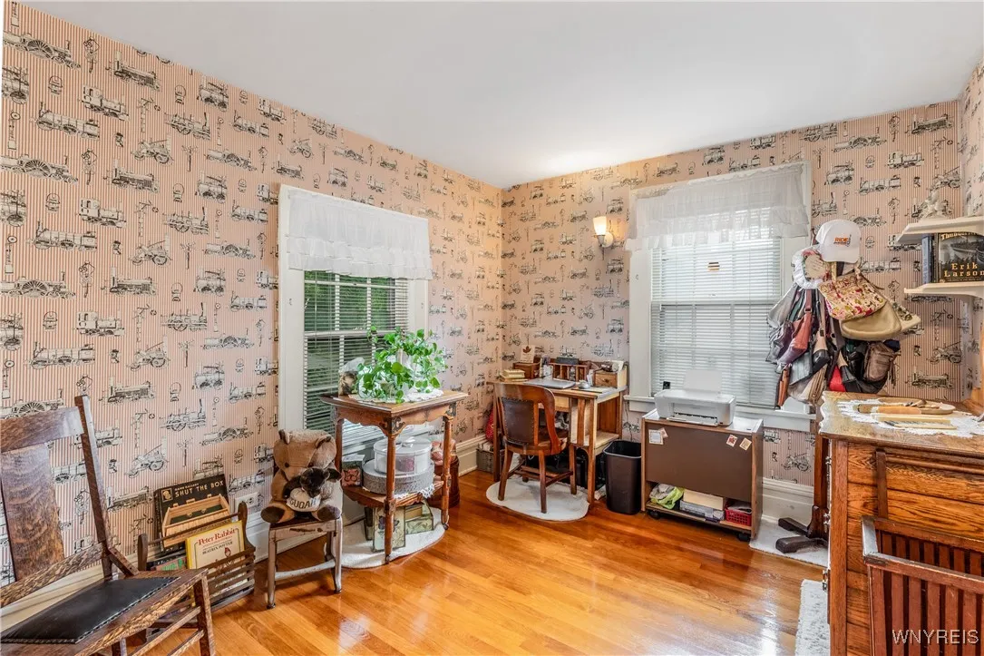 191 Long Avenue, Hamburg, New York 14075, Hamburg, New York 14075, 4 Bedrooms Bedrooms, 8 Rooms Rooms,1 BathroomBathrooms,Residential,For Sale,191 Long Avenue, Hamburg, New York 14075,0,B1634555