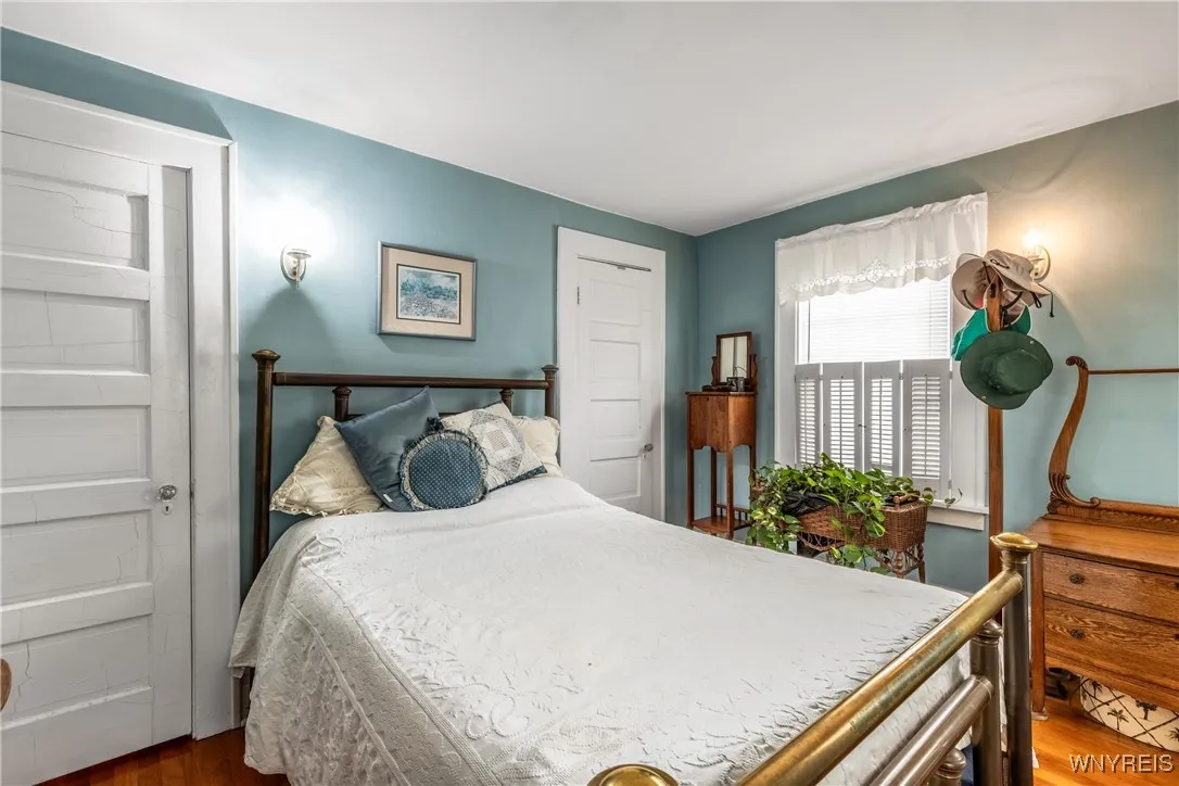 191 Long Avenue, Hamburg, New York 14075, Hamburg, New York 14075, 4 Bedrooms Bedrooms, 8 Rooms Rooms,1 BathroomBathrooms,Residential,For Sale,191 Long Avenue, Hamburg, New York 14075,0,B1634555