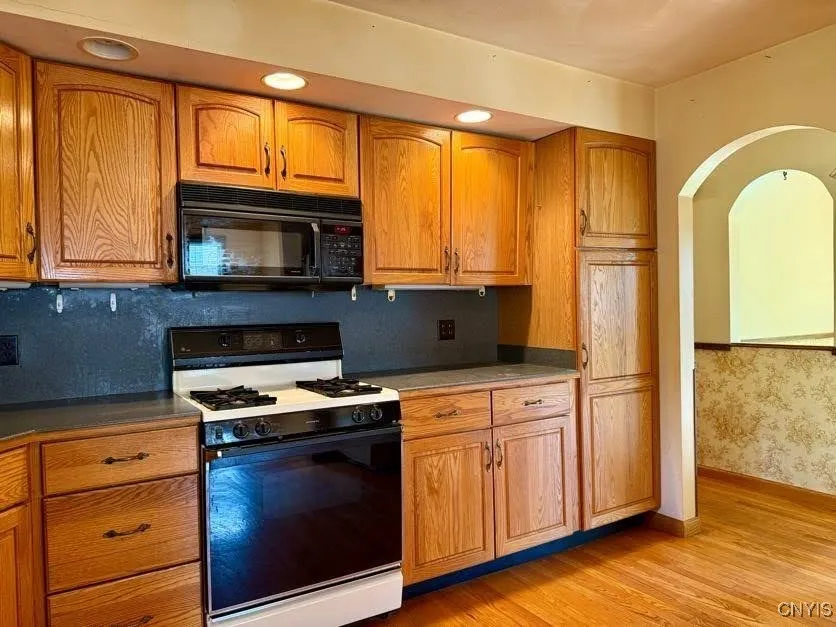 5825 Stokes Lee Center Road, Lee, New York 13363, Lee, New York 13363, 3 Bedrooms Bedrooms, 9 Rooms Rooms,2 BathroomsBathrooms,Residential,Closed,5825 Stokes Lee Center Road, Lee, New York 13363,0,S1634628