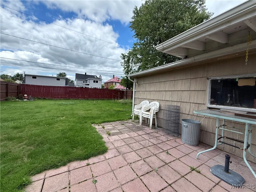 128 Bannard Avenue, Tonawanda, New York 14150, Tonawanda, New York 14150, 2 Bedrooms Bedrooms, 6 Rooms Rooms,1 BathroomBathrooms,Residential,For Sale,128 Bannard Avenue, Tonawanda, New York 14150,0,B1634321