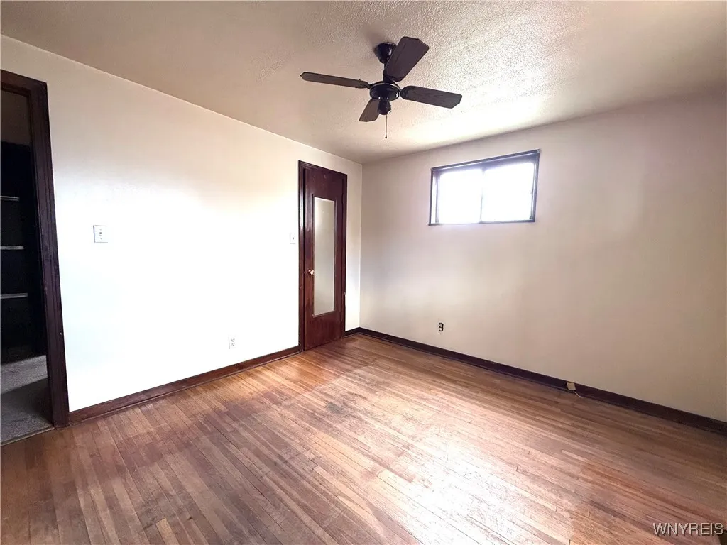 128 Bannard Avenue, Tonawanda, New York 14150, Tonawanda, New York 14150, 2 Bedrooms Bedrooms, 6 Rooms Rooms,1 BathroomBathrooms,Residential,For Sale,128 Bannard Avenue, Tonawanda, New York 14150,0,B1634321