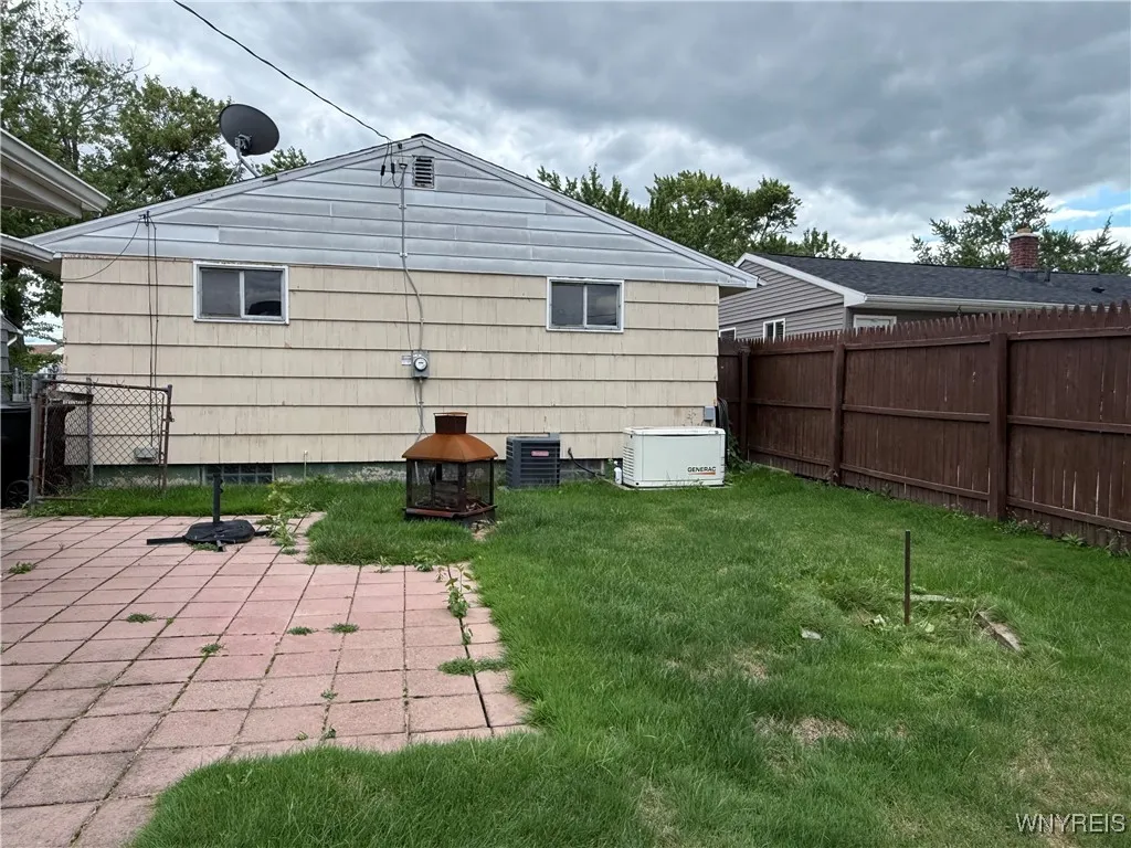 128 Bannard Avenue, Tonawanda, New York 14150, Tonawanda, New York 14150, 2 Bedrooms Bedrooms, 6 Rooms Rooms,1 BathroomBathrooms,Residential,For Sale,128 Bannard Avenue, Tonawanda, New York 14150,0,B1634321