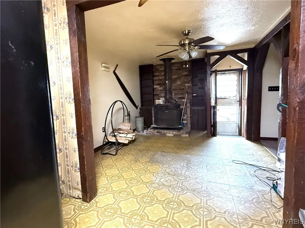 128 Bannard Avenue, Tonawanda, New York 14150, Tonawanda, New York 14150, 2 Bedrooms Bedrooms, 6 Rooms Rooms,1 BathroomBathrooms,Residential,For Sale,128 Bannard Avenue, Tonawanda, New York 14150,0,B1634321