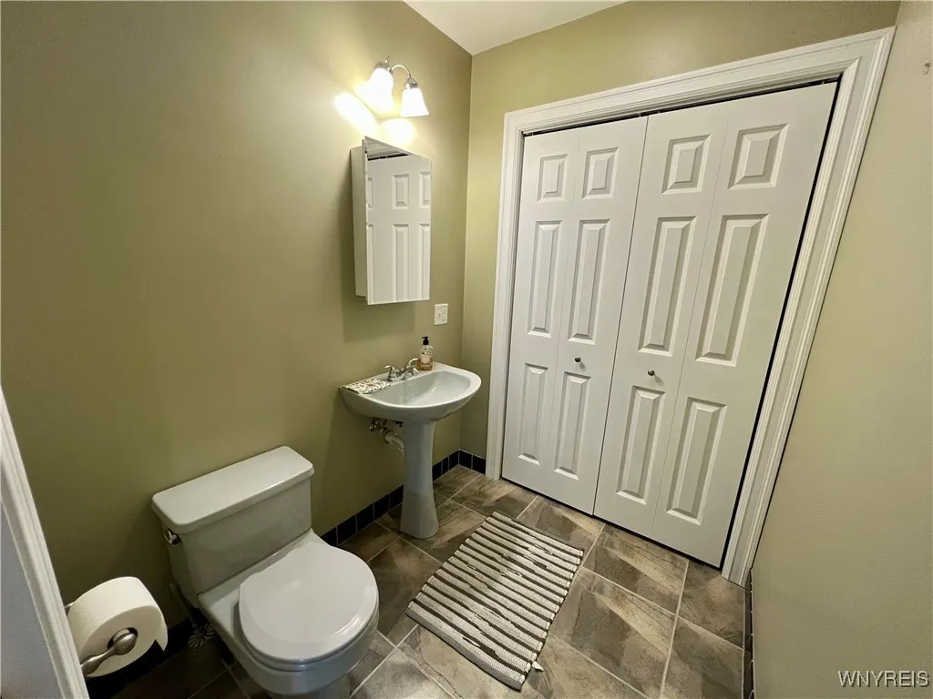 6191 Ward Road B, Boston, New York 14127, Boston, New York 14127, 3 Bedrooms Bedrooms, 7 Rooms Rooms,2 BathroomsBathrooms,Residential,Closed,6191 Ward Road B, Boston, New York 14127,0,B1627728