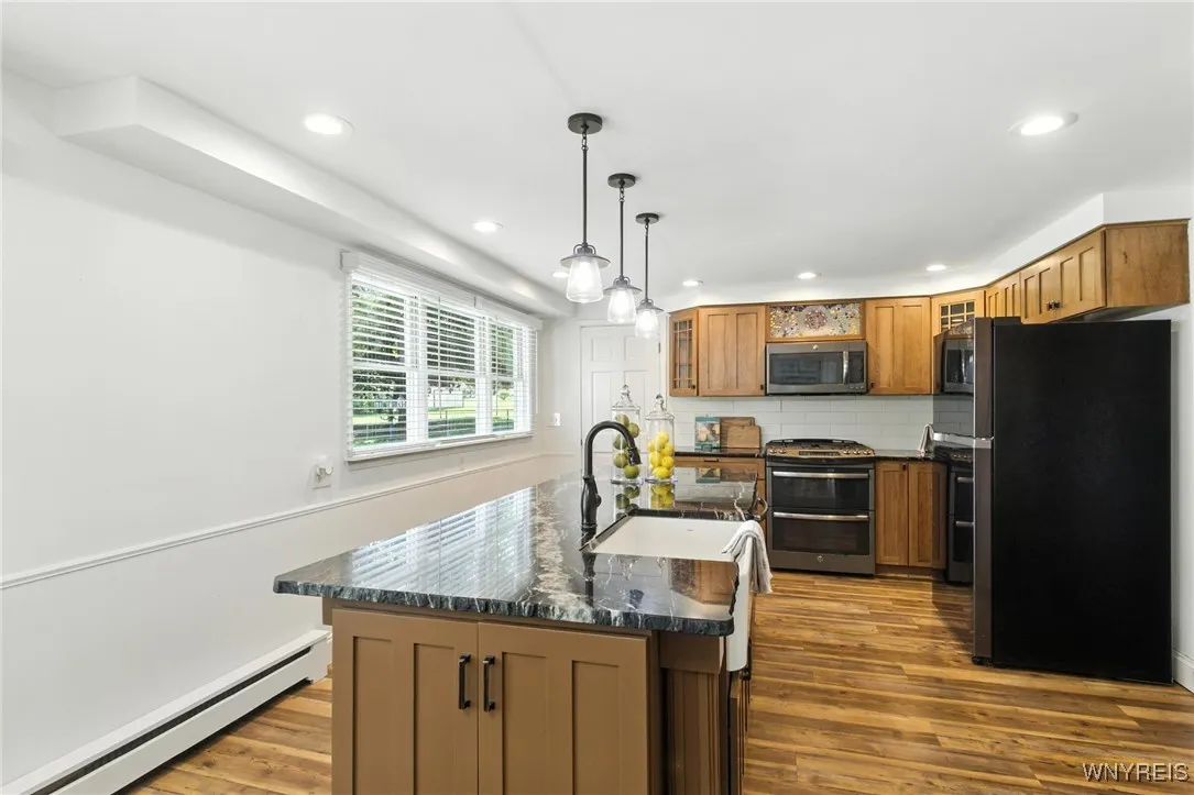 510 Elma Meadow Lane, Elma, New York 14059, Elma, New York 14059, 4 Bedrooms Bedrooms, 10 Rooms Rooms,2 BathroomsBathrooms,Residential,Closed,510 Elma Meadow Lane, Elma, New York 14059,0,B1633893
