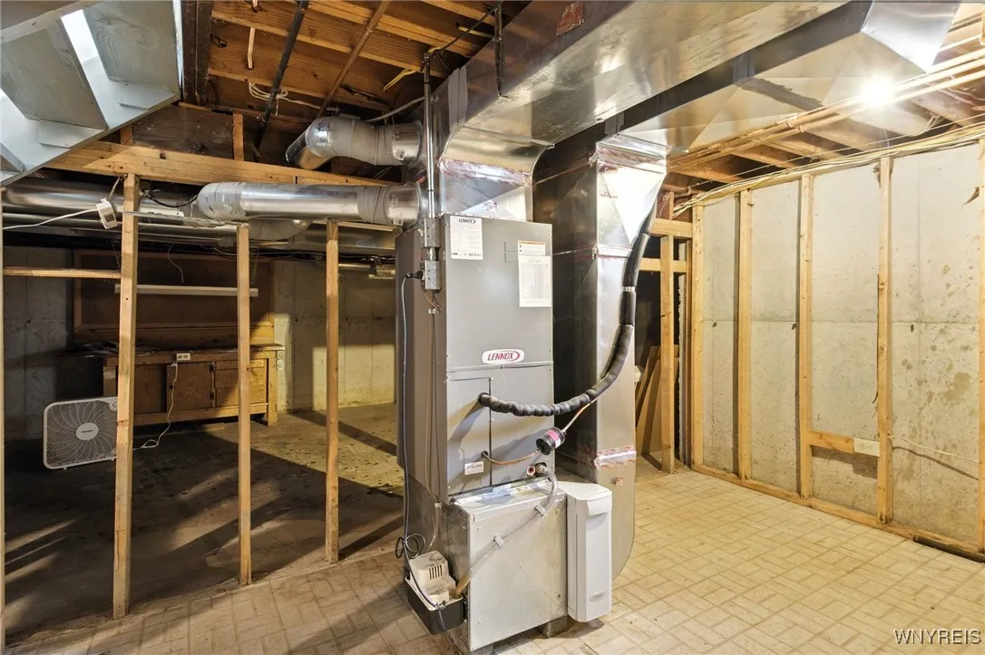 510 Elma Meadow Lane, Elma, New York 14059, Elma, New York 14059, 4 Bedrooms Bedrooms, 10 Rooms Rooms,2 BathroomsBathrooms,Residential,Closed,510 Elma Meadow Lane, Elma, New York 14059,0,B1633893