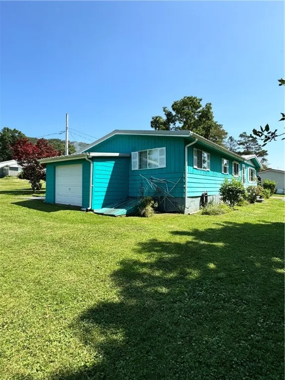 112 Dennis Avenue, Port Allegany Boro, Pennsylvani, Port Allegany Boro, Pennsylvania 16743, 3 Bedrooms Bedrooms, 7 Rooms Rooms,2 BathroomsBathrooms,Residential,For Sale,112 Dennis Avenue, Port Allegany Boro, Pennsylvani,0,R1634645