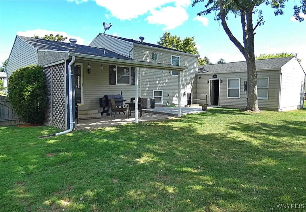 6598 Parkwood Drive, Lockport Town, New York 14094, Lockport Town, New York 14094, 3 Bedrooms Bedrooms, 8 Rooms Rooms,2 BathroomsBathrooms,Residential,Closed,6598 Parkwood Drive, Lockport Town, New York 14094,0,B1634546