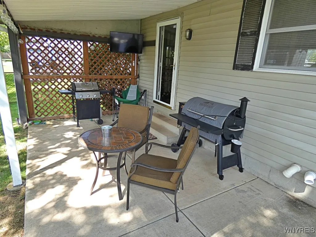 6598 Parkwood Drive, Lockport Town, New York 14094, Lockport Town, New York 14094, 3 Bedrooms Bedrooms, 8 Rooms Rooms,2 BathroomsBathrooms,Residential,Closed,6598 Parkwood Drive, Lockport Town, New York 14094,0,B1634546