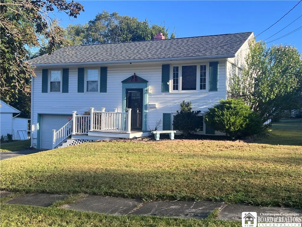 137 Midgley Street, Jamestown, New York 14701, Jamestown, New York 14701, 3 Bedrooms Bedrooms, 7 Rooms Rooms,1 BathroomBathrooms,Residential,Closed,137 Midgley Street, Jamestown, New York 14701,0,R1634524