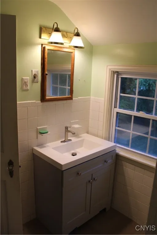 406 Buffington Road, Dewitt, New York 13224, De Witt, New York 13224, 3 Bedrooms Bedrooms, 9 Rooms Rooms,1 BathroomBathrooms,Residential,Closed,406 Buffington Road, Dewitt, New York 13224,0,S1633632