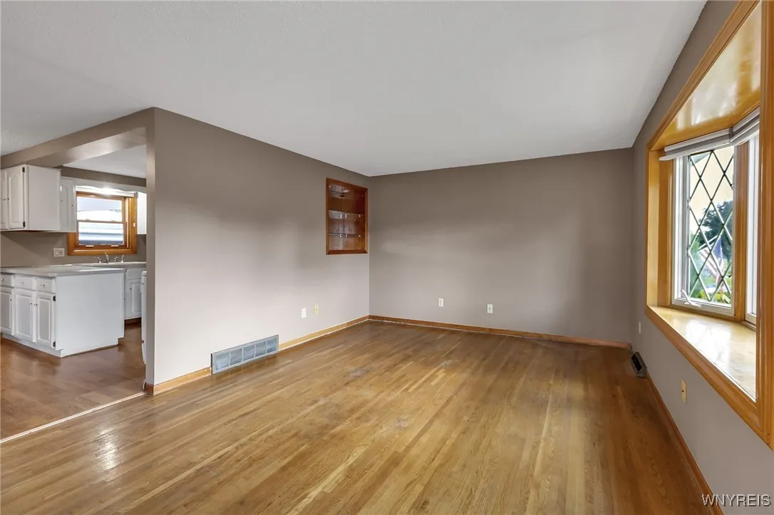 3416 Emerling Drive, Hamburg, New York 14219, Hamburg, New York 14219, 3 Bedrooms Bedrooms, 6 Rooms Rooms,1 BathroomBathrooms,Residential,For Sale,3416 Emerling Drive, Hamburg, New York 14219,0,B1634255