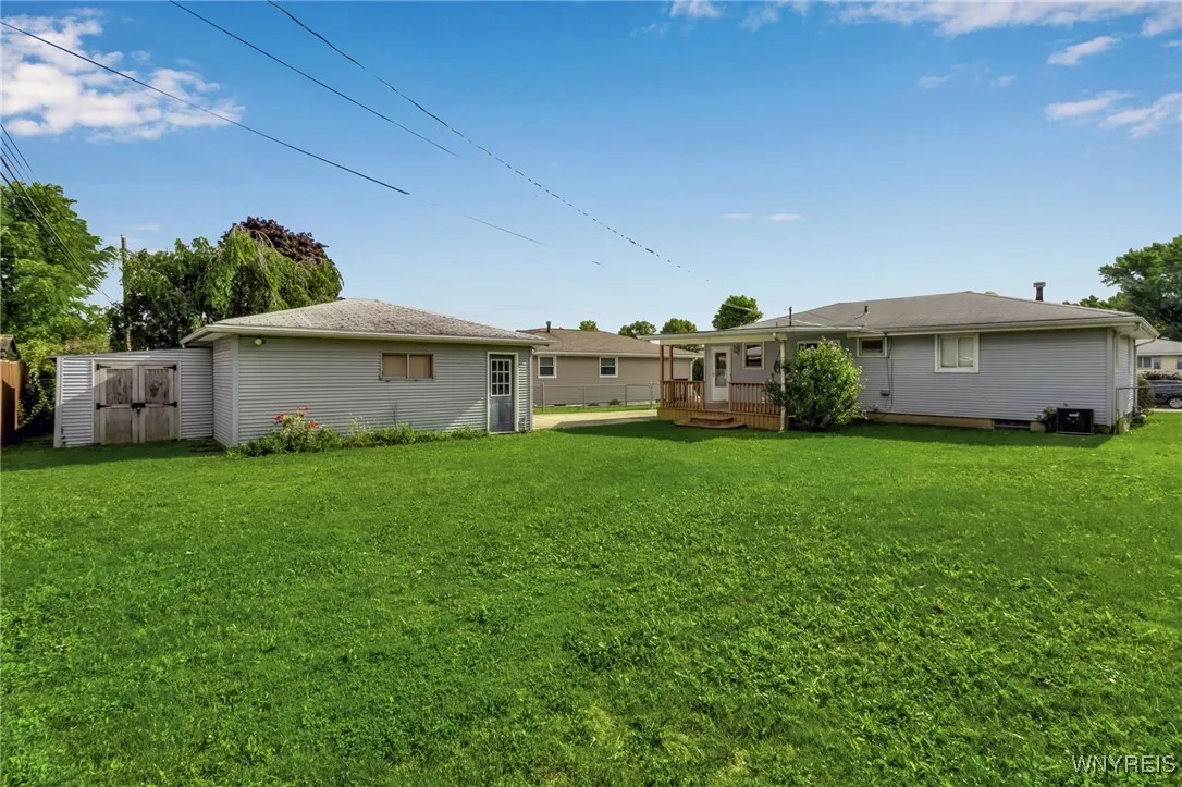 3416 Emerling Drive, Hamburg, New York 14219, Hamburg, New York 14219, 3 Bedrooms Bedrooms, 6 Rooms Rooms,1 BathroomBathrooms,Residential,For Sale,3416 Emerling Drive, Hamburg, New York 14219,0,B1634255