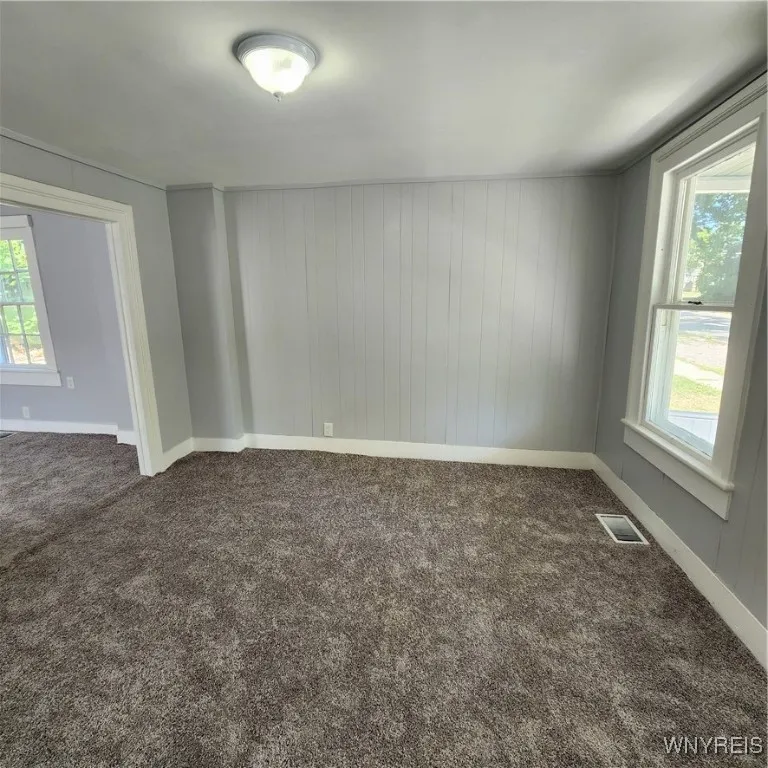 192 Cottage Street, Lockport City, New York 14094, Lockport City, New York 14094, 2 Bedrooms Bedrooms, 6 Rooms Rooms,1 BathroomBathrooms,Residential,For Sale,192 Cottage Street, Lockport City, New York 14094,0,B1634679