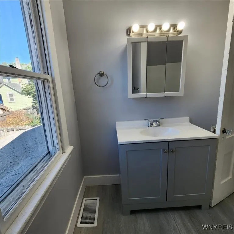 192 Cottage Street, Lockport City, New York 14094, Lockport City, New York 14094, 2 Bedrooms Bedrooms, 6 Rooms Rooms,1 BathroomBathrooms,Residential,For Sale,192 Cottage Street, Lockport City, New York 14094,0,B1634679