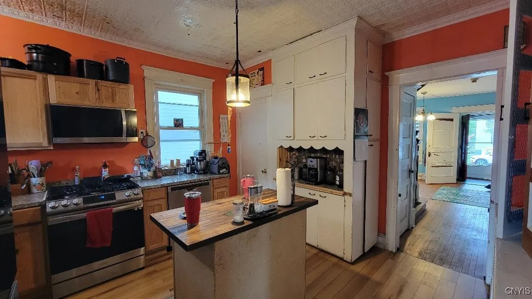 524 West Thomas Street, Rome, New York 13440, Rome, New York 13440, 4 Bedrooms Bedrooms, 8 Rooms Rooms,1 BathroomBathrooms,Residential,For Sale,524 West Thomas Street, Rome, New York 13440,0,S1634686