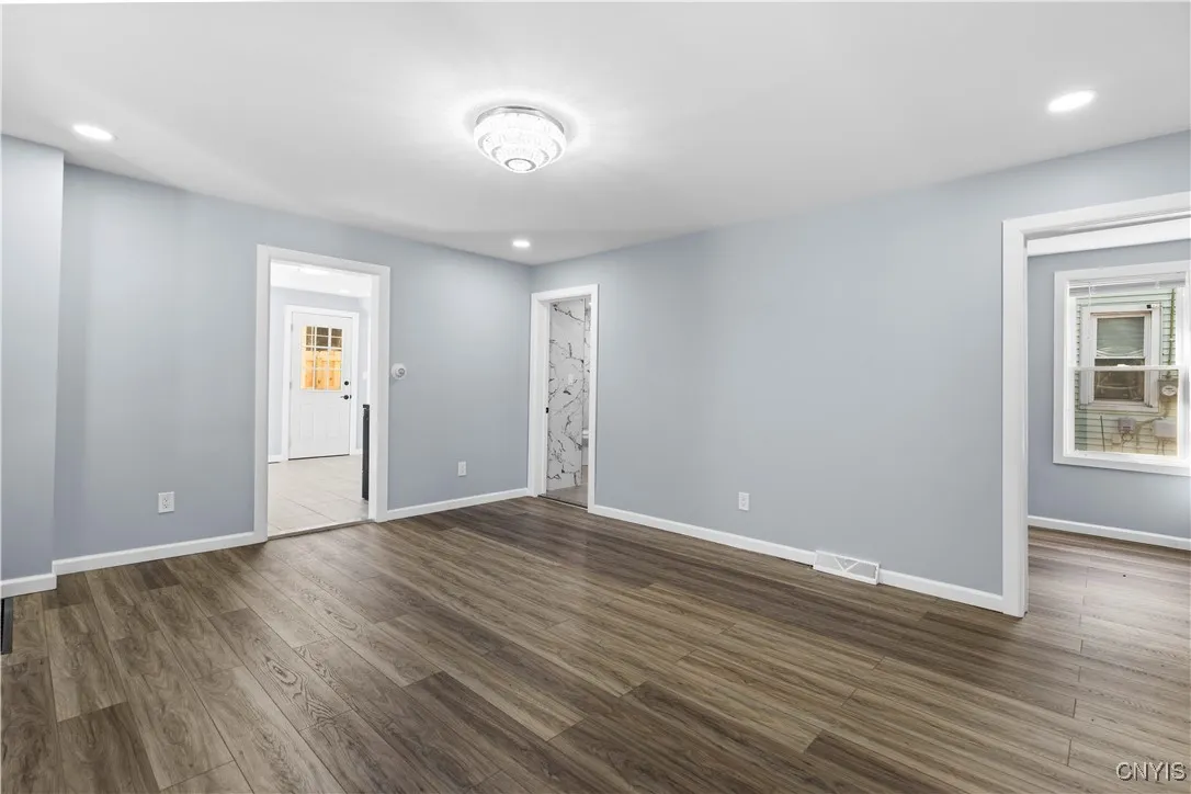 Apartment 1st Floor Living room