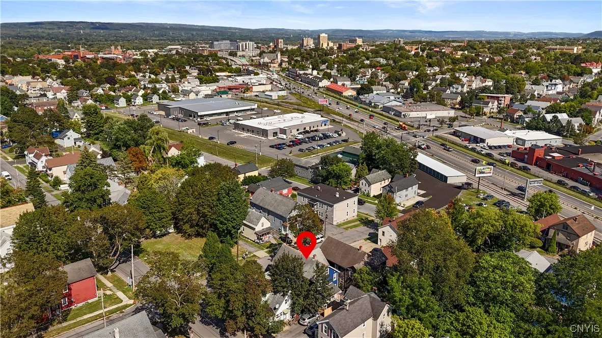1105 Ash Street, Utica, New York 13502, Utica, New York 13502, 4 Bedrooms Bedrooms, ,2 BathroomsBathrooms,Residential,For Sale,1105 Ash Street, Utica, New York 13502,0,S1633296
