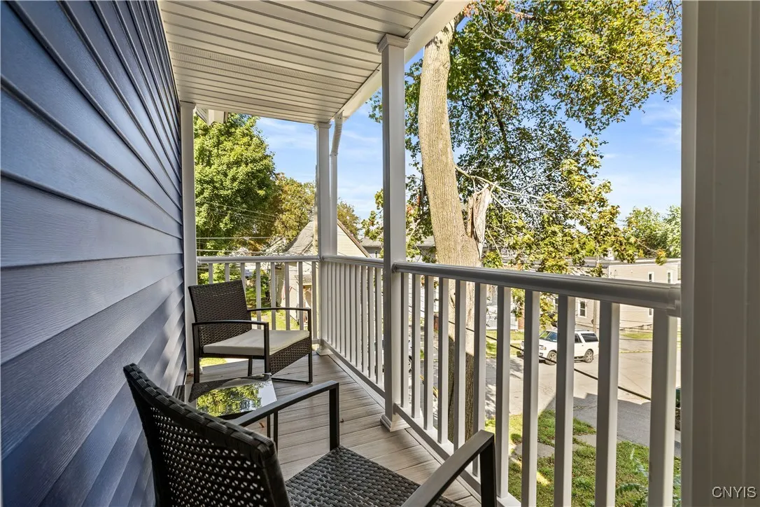 Apartment 2nd Floor Balcony