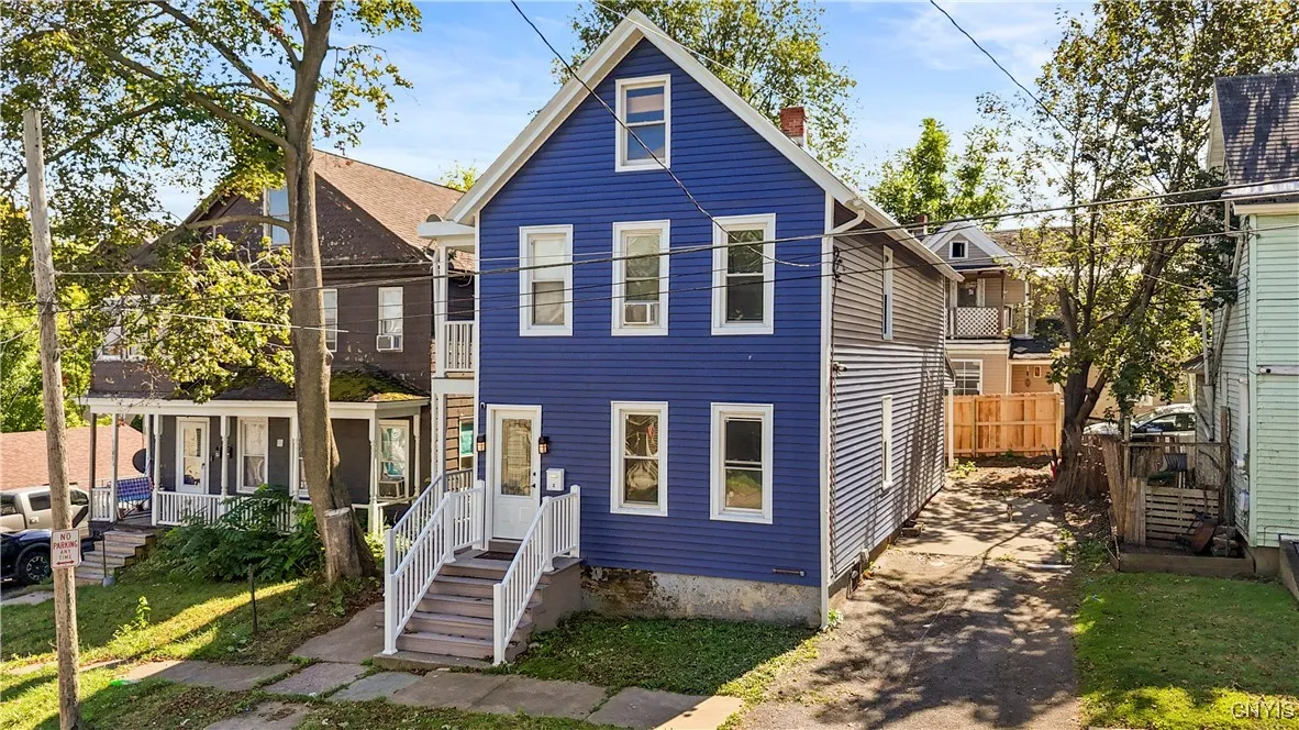1105 Ash Street, Utica, New York 13502, Utica, New York 13502, 4 Bedrooms Bedrooms, ,2 BathroomsBathrooms,Residential,For Sale,1105 Ash Street, Utica, New York 13502,0,S1633296