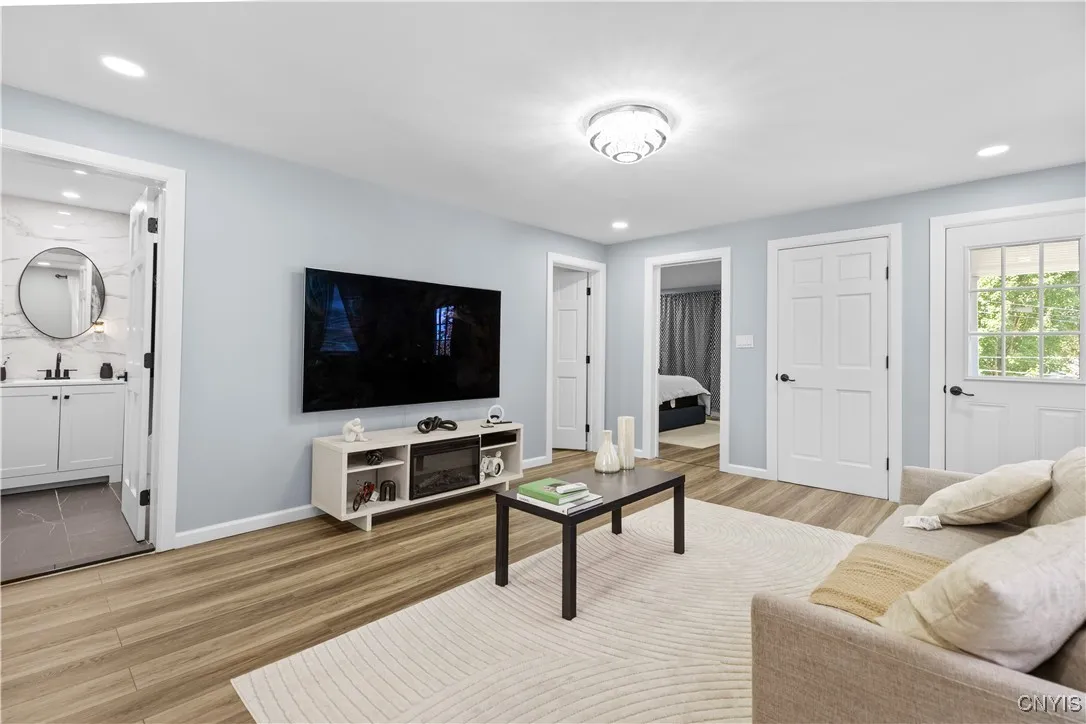 Apartment 2nd Floor Living room