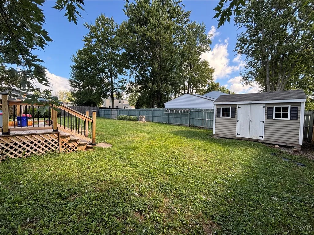 4970 Woodmark Drive, Clay, New York 13088, Clay, New York 13088, 3 Bedrooms Bedrooms, 8 Rooms Rooms,2 BathroomsBathrooms,Residential,For Sale,4970 Woodmark Drive, Clay, New York 13088,0,S1634523