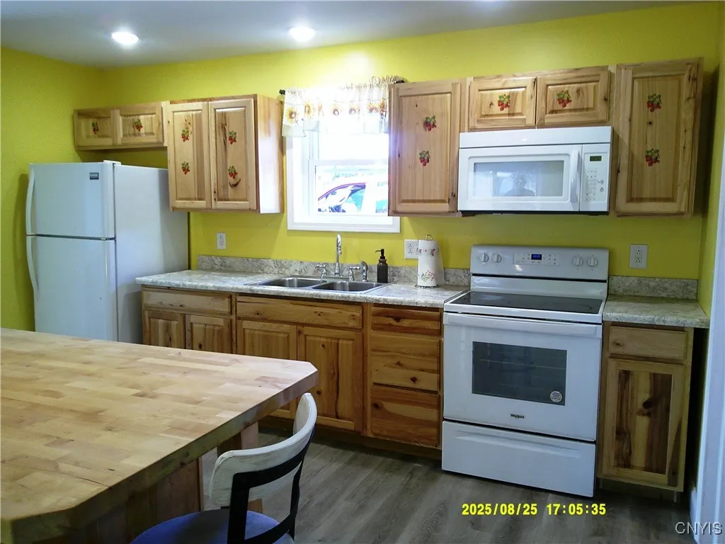 18286 County Route 189, Lorraine, New York 13605, Lorraine, New York 13605, 3 Bedrooms Bedrooms, 7 Rooms Rooms,2 BathroomsBathrooms,Residential,For Sale,18286 County Route 189, Lorraine, New York 13605,0,S1634561