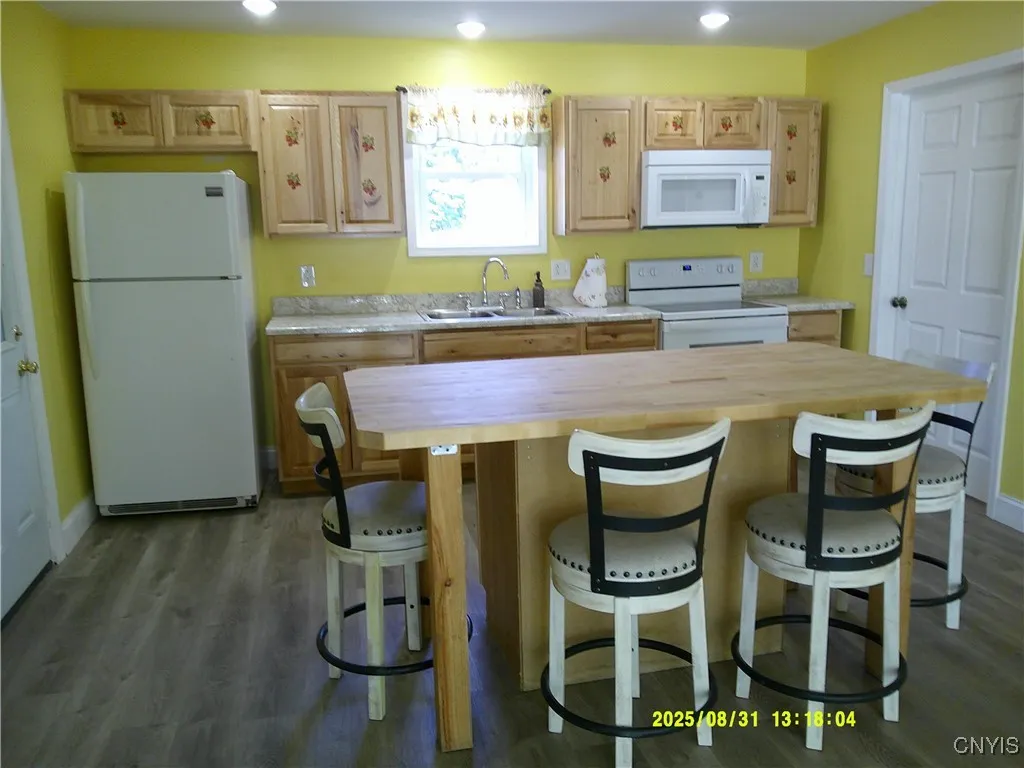 18286 County Route 189, Lorraine, New York 13605, Lorraine, New York 13605, 3 Bedrooms Bedrooms, 7 Rooms Rooms,2 BathroomsBathrooms,Residential,For Sale,18286 County Route 189, Lorraine, New York 13605,0,S1634561