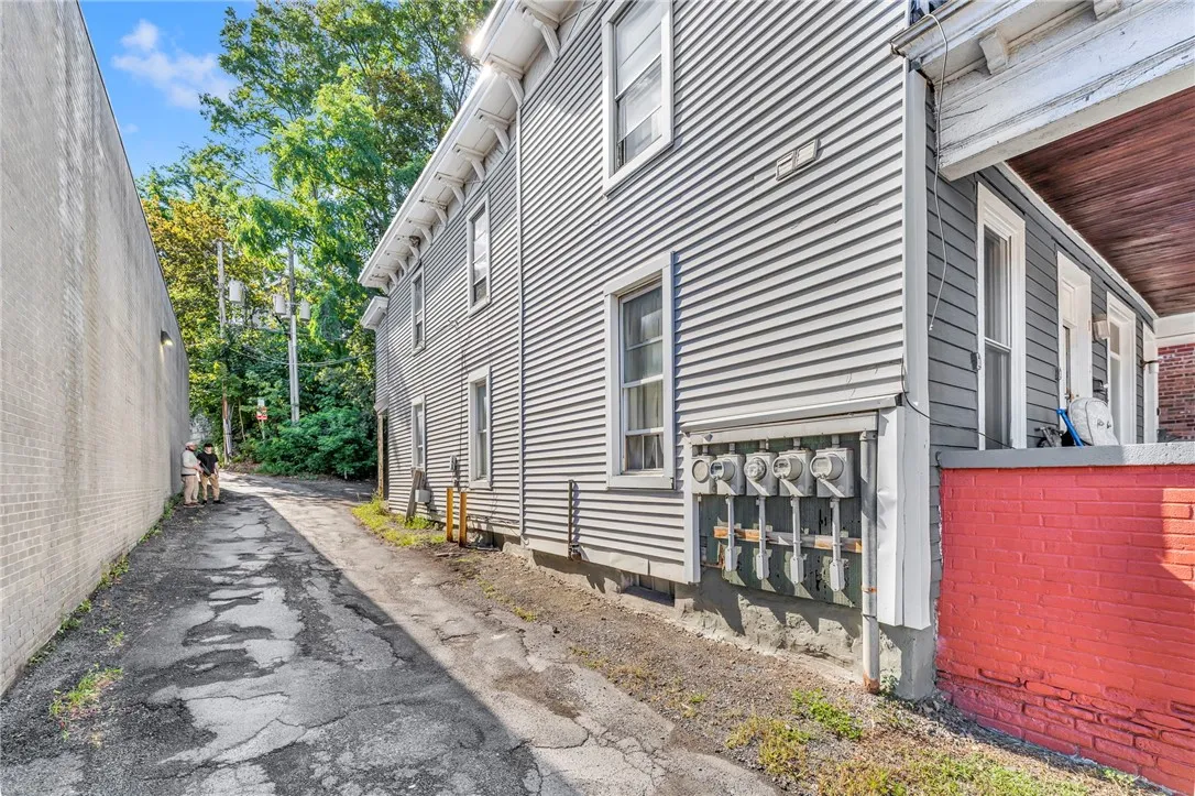 91 Main St, Oneonta, New York 13820, Oneonta, New York 13820, 9 Bedrooms Bedrooms, ,Multi Family,For Sale,91 Main St, Oneonta, New York 13820,0,R1634671