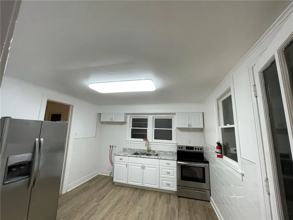 91 Main St, Oneonta, New York 13820, Oneonta, New York 13820, 9 Bedrooms Bedrooms, ,Multi Family,For Sale,91 Main St, Oneonta, New York 13820,0,R1634671