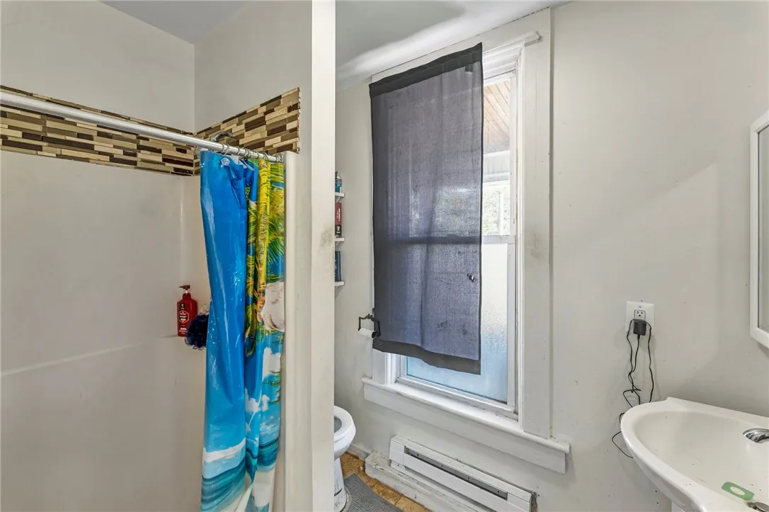 91 Main St, Oneonta, New York 13820, Oneonta, New York 13820, 9 Bedrooms Bedrooms, ,Multi Family,For Sale,91 Main St, Oneonta, New York 13820,0,R1634671